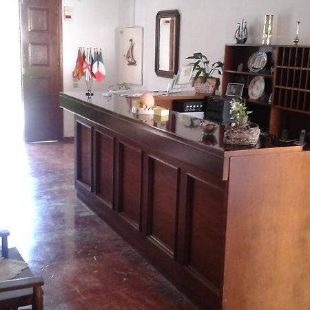 Plaza Hotel Skala  Ngoại thất bức ảnh